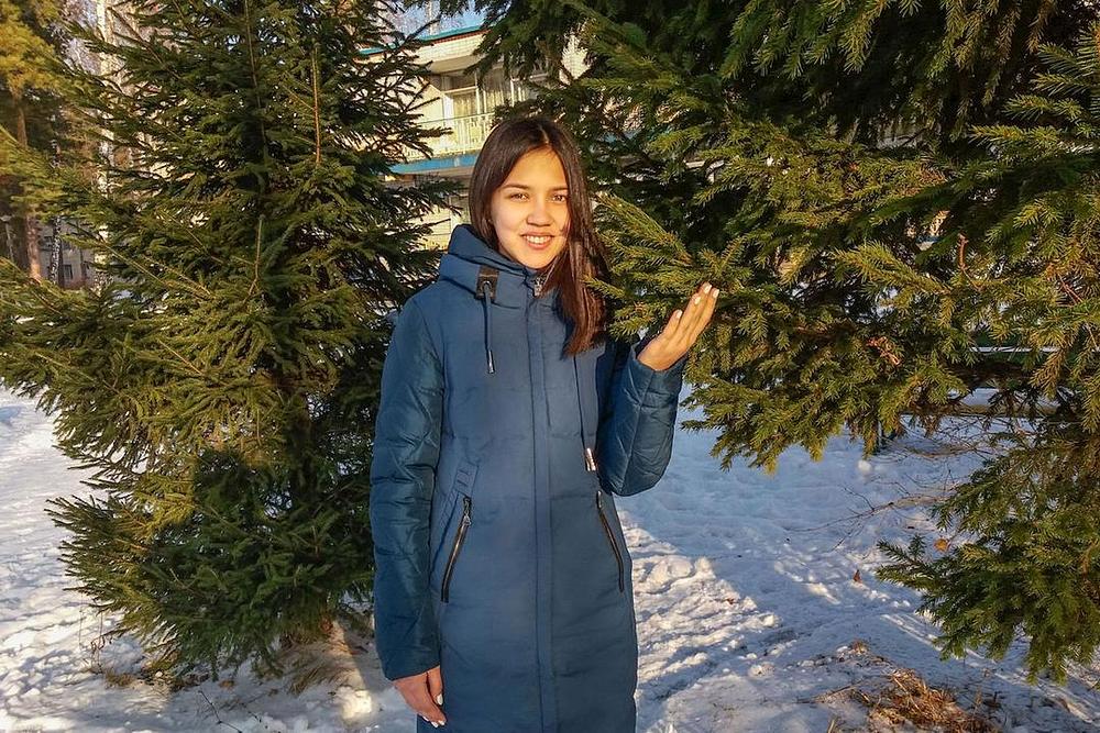 Elizaveta Sergeeva (stara 16 godina) iz Naberezhnih Chelnyja rekla je da joj je prakticiranje Falun Dafa pomoglo da otpusti ljubomoru.