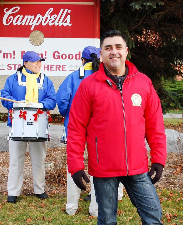Carlos Guerreiro, organizator etobikoške Lake Shore parade Djeda Božićnjaka
