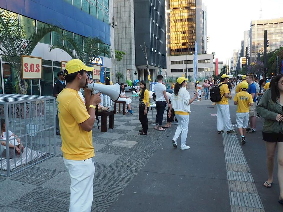 Širenje informacija o progonu u Kini