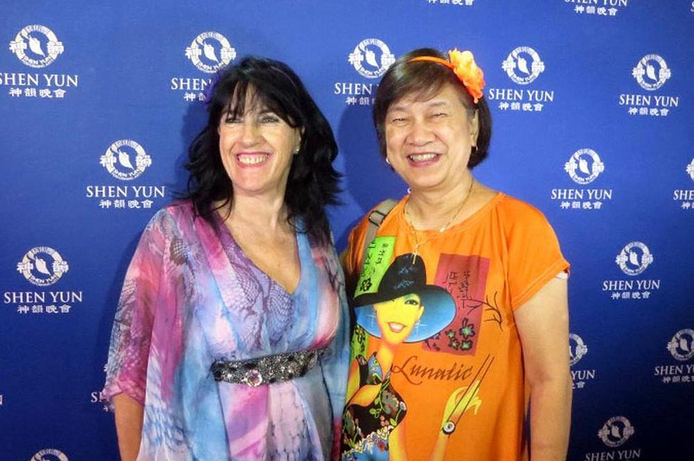 Prijateljice Christine Fitzsimmons i Particia Ngai u Centru za umjetnost u Melburnu, 24. februara 2016. godine.