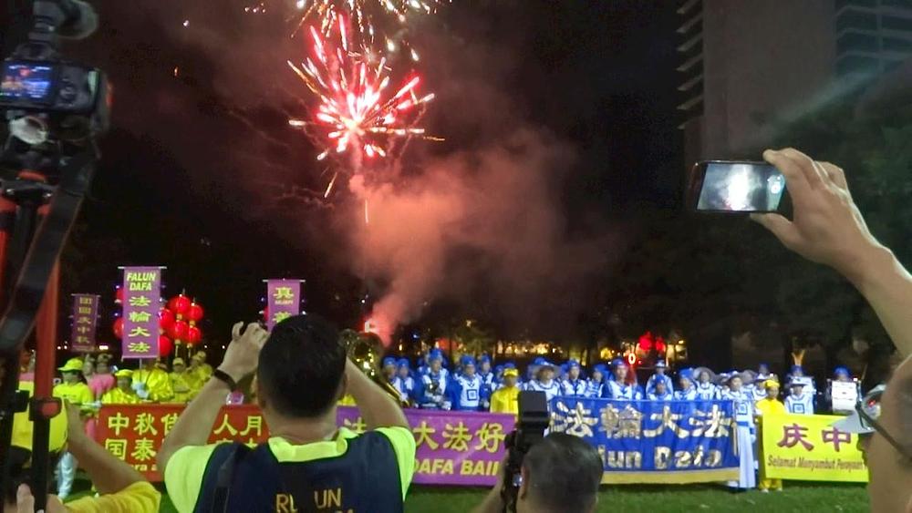 Nastup Falun Gonga na paradi u gradu Sunway Tunas. 