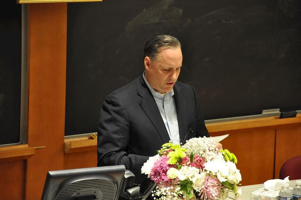 Al je podijelio svoje iskustvo o prakticiranju Falun Dafa