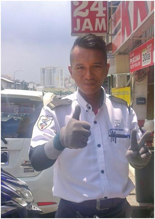 Saifu je zaželio veliki uspjeh praktikantima u njihovom miroljubivom otporu.