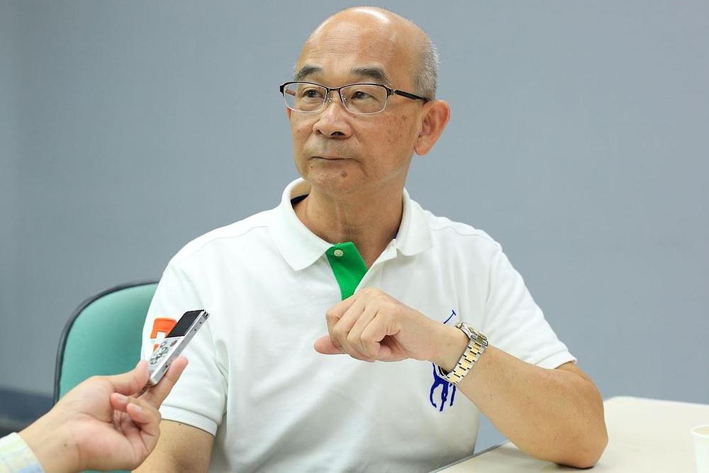 Huang Shikun, generalni direktor međunarodne tekstilne kompanije: „Falun Gong me spasio!“ 