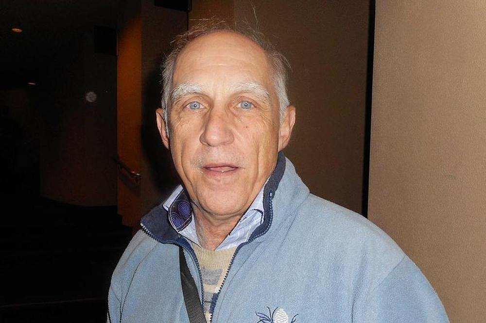 Michael Durrigan, profesor na koledžu i dječji psiholog, u Centru za scenske umjetnosti u San Joseu, Californiji, 22. decembra 2018.
 