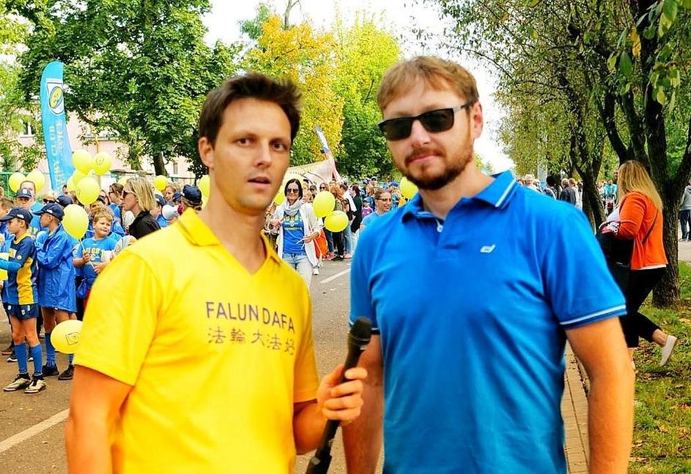 Krzysztof Kowalski je uživao gledajući zmajev ples.