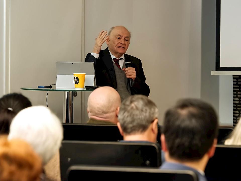 Odvjetnik za ljudska prava David Matas