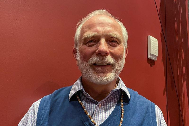 David Lewis, sveštenik i kompozitor, video je Shen Yun u pozorištu Alberta Bair u Bilingsu, Montana, 13. oktobra 2021.