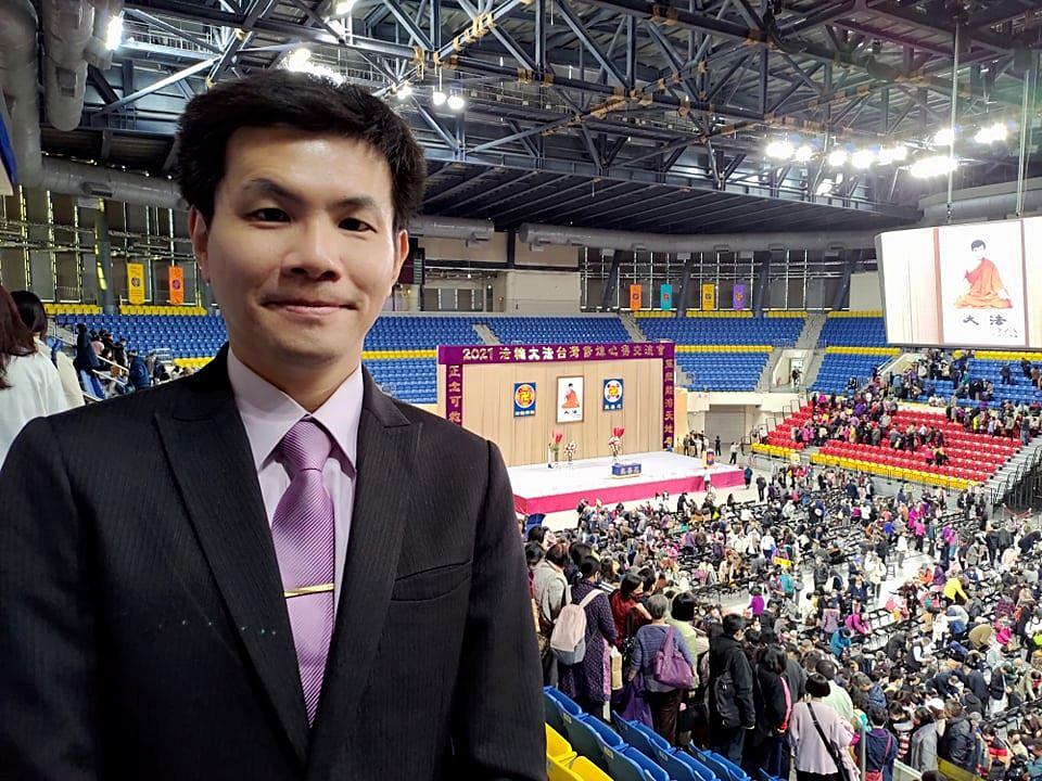 Vladin funkcioner, gosp. Luo, se nada da će biti marljiviji u kultivaciji 