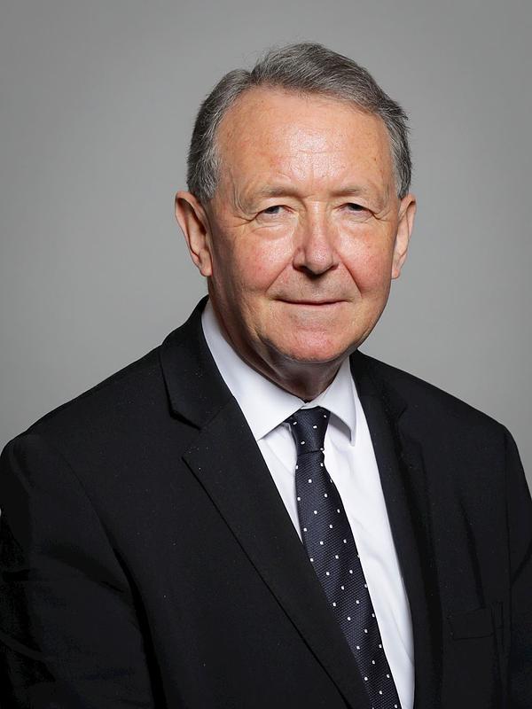 Profesor David Patrick Paul Alton, baron od Altona iz Liverpoola, KCSG, KCMO