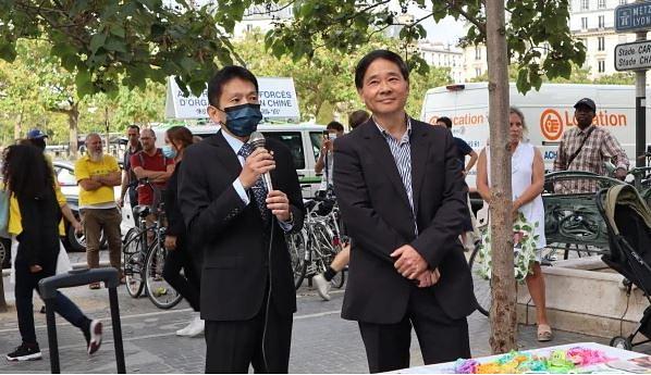 Na skupu je govorio gospodin Cheng Ruian (lijevo), sekretar parlamentarnog odbora Predstavništva Taipeija u Francuskoj.