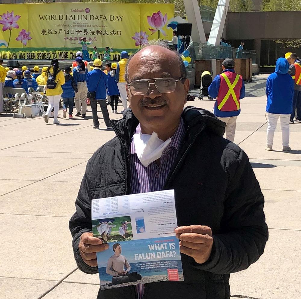 Umirovljeni poslovni savjetnik Sumesh.