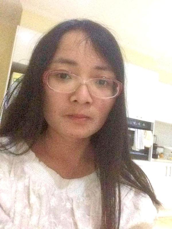 Nhung Le, u početku i tri nedelje kasnije.